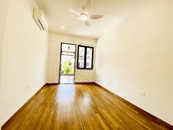 Neo Pee Teck Lane (D5), Terrace #399639421